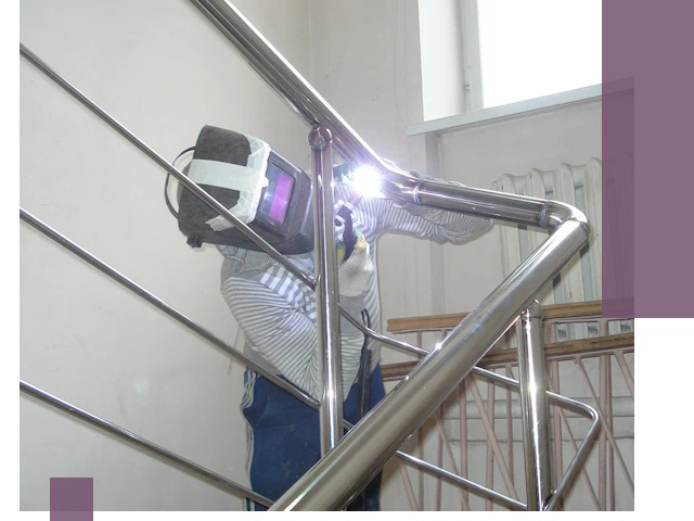 Монтаж перил и ограждений качественно в Барабинске