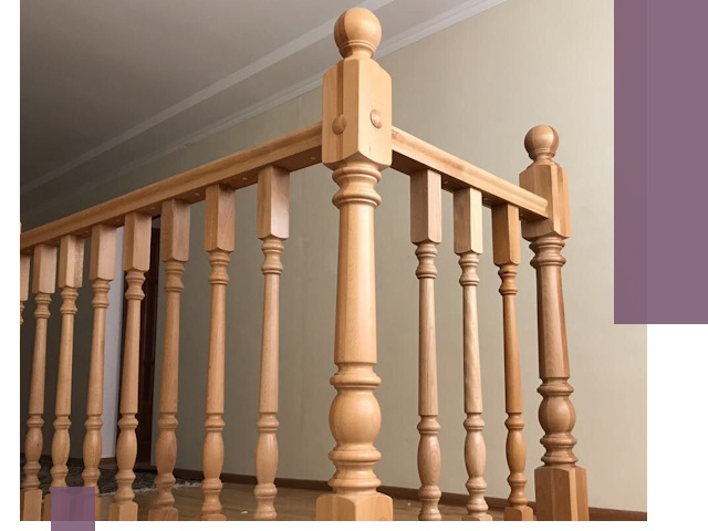 Деревянные перила на заказ в Барабинске: монтаж и изготовление