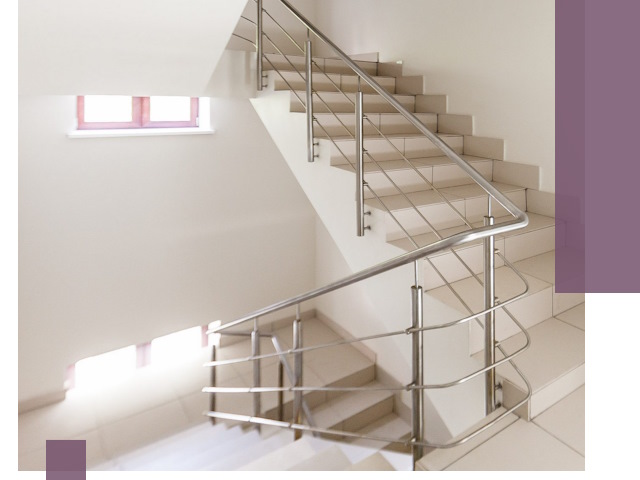 Установка и замена перил в подъезде в Барабинске