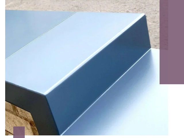 Крышки на парапет в Барабинске: изготовление и монтаж под ключ